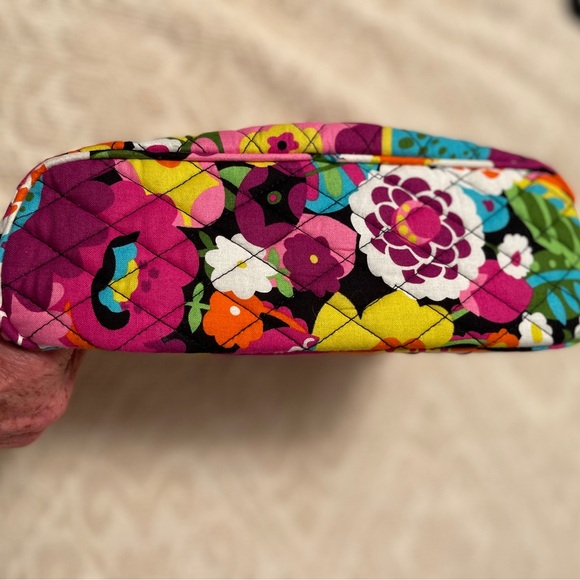 Vera Bradley retired Va Va Bloom small tote bag 11” x 8.5” x 3.5”. - Picture 5 of 8